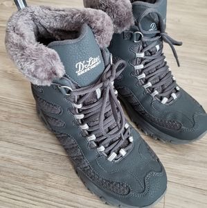 Skechers Waterproof Hiking Boots, Size 8